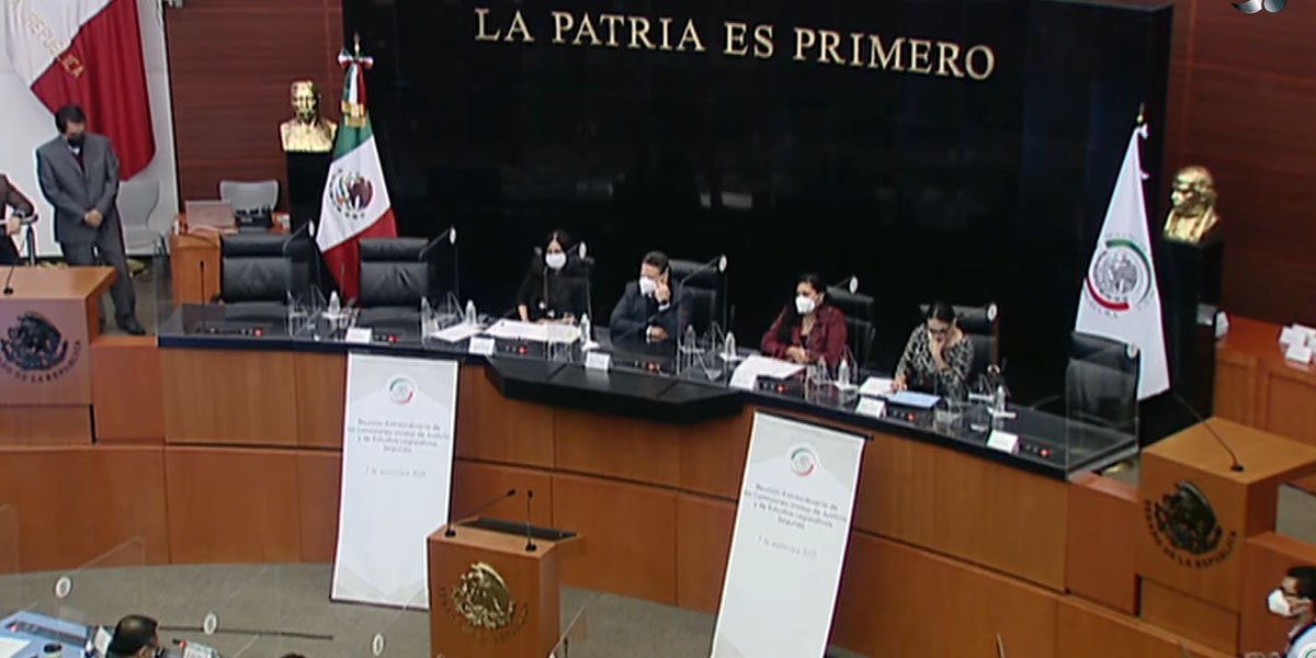 Estrategia de senadoras panistas conjura presencias "indeseables"