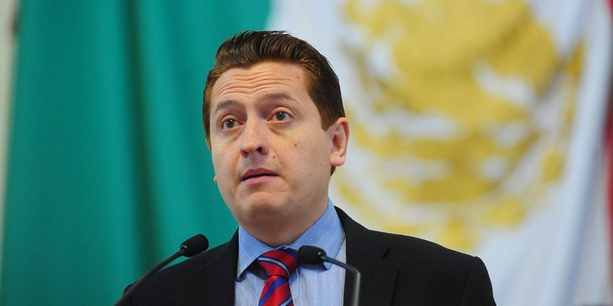 Consideran a Néstor Núñez como asesor de Morena en el Senado